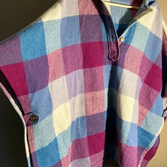 Vintage wool cape poncho  pink blue purple plaid - Picture 5 of 6